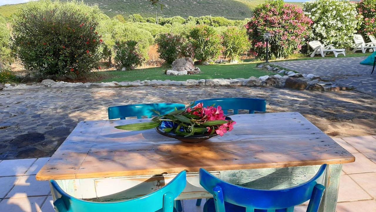 לינה וארוחת בוקר SantʼAntìoco Sa Ruscitta מראה חיצוני תמונה