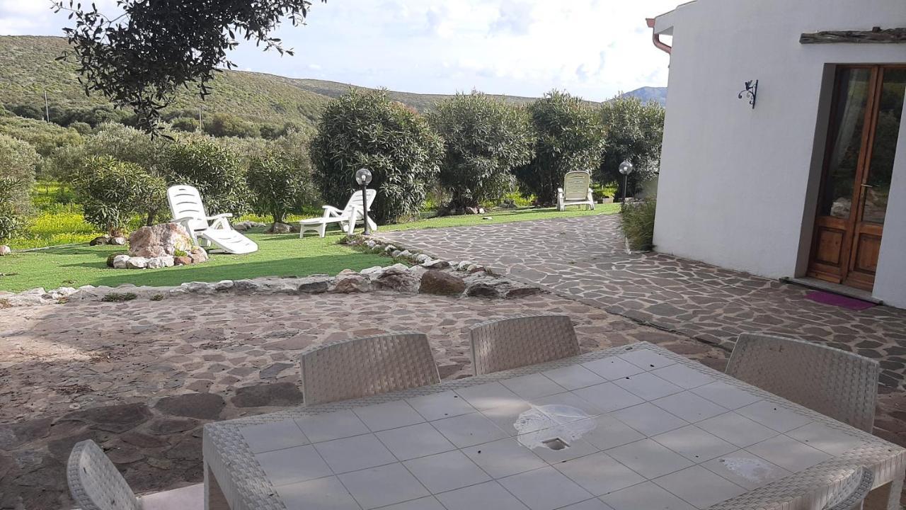 לינה וארוחת בוקר SantʼAntìoco Sa Ruscitta מראה חיצוני תמונה