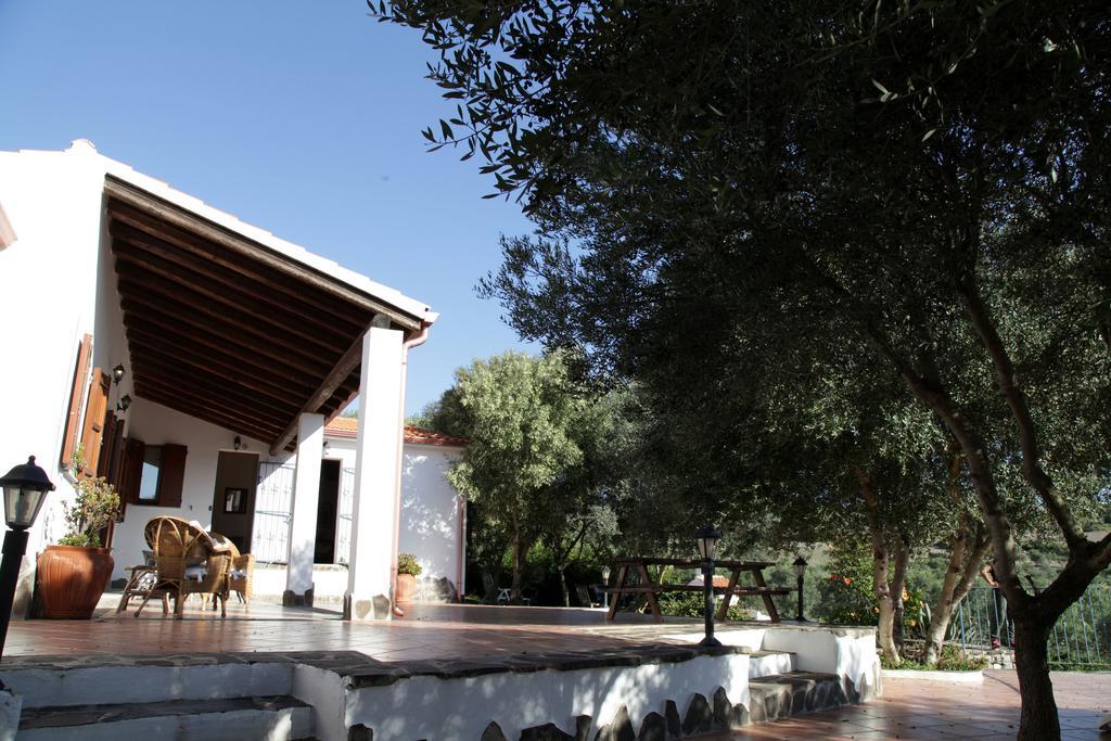 לינה וארוחת בוקר SantʼAntìoco Sa Ruscitta מראה חיצוני תמונה