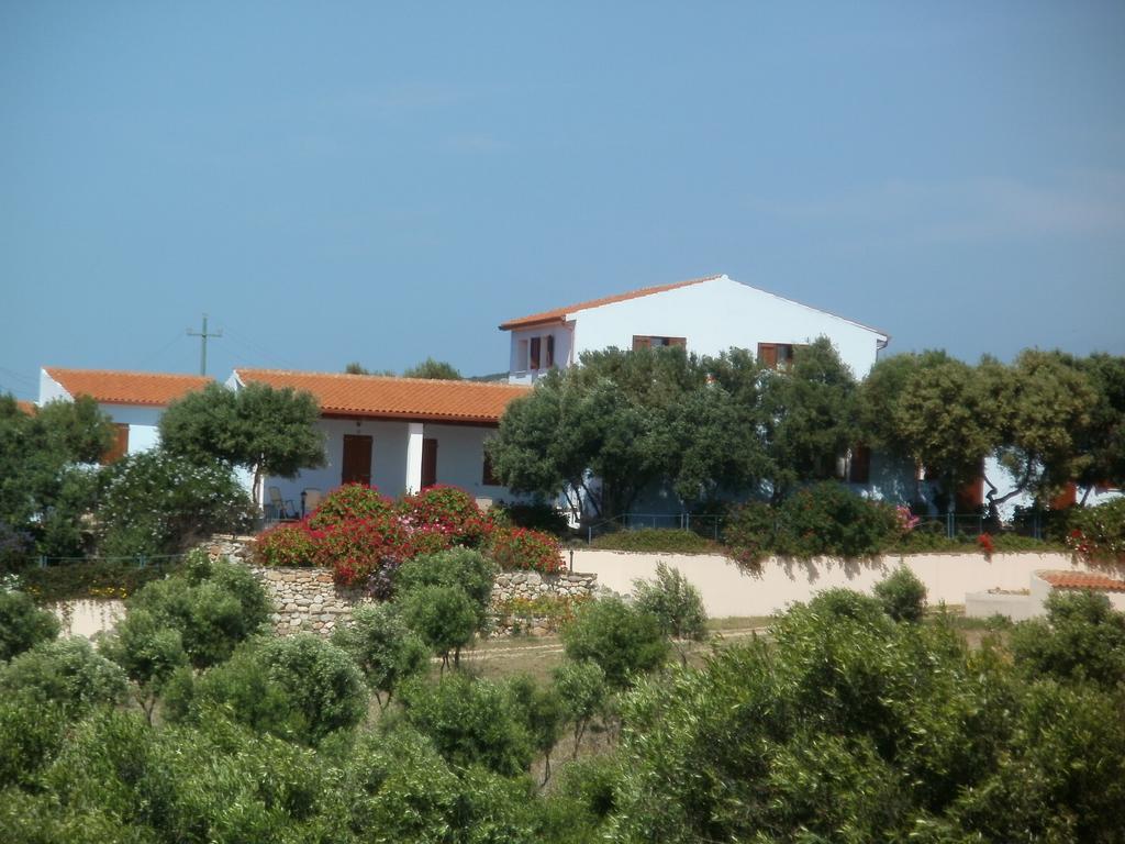 לינה וארוחת בוקר SantʼAntìoco Sa Ruscitta חדר תמונה